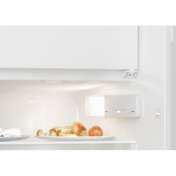 Frigorifico Integrable 1 Puerta Candy CM4SE68W 83x56cm E 